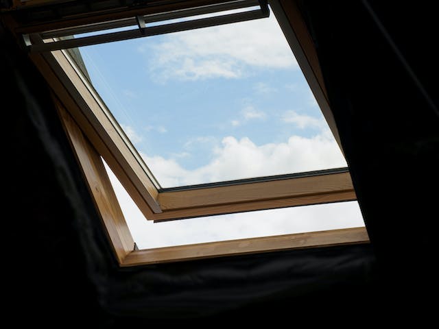 Wood vs Vinyl Windows West Jordan Homeowner Facts